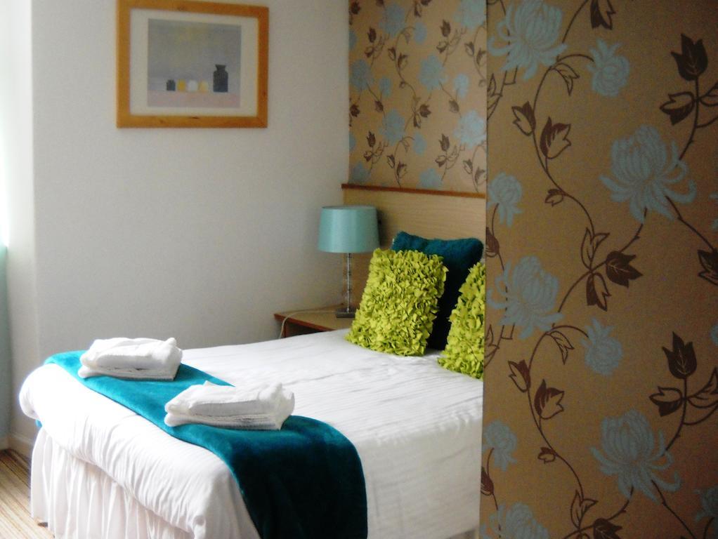Carbeile Inn Torpoint Camera foto
