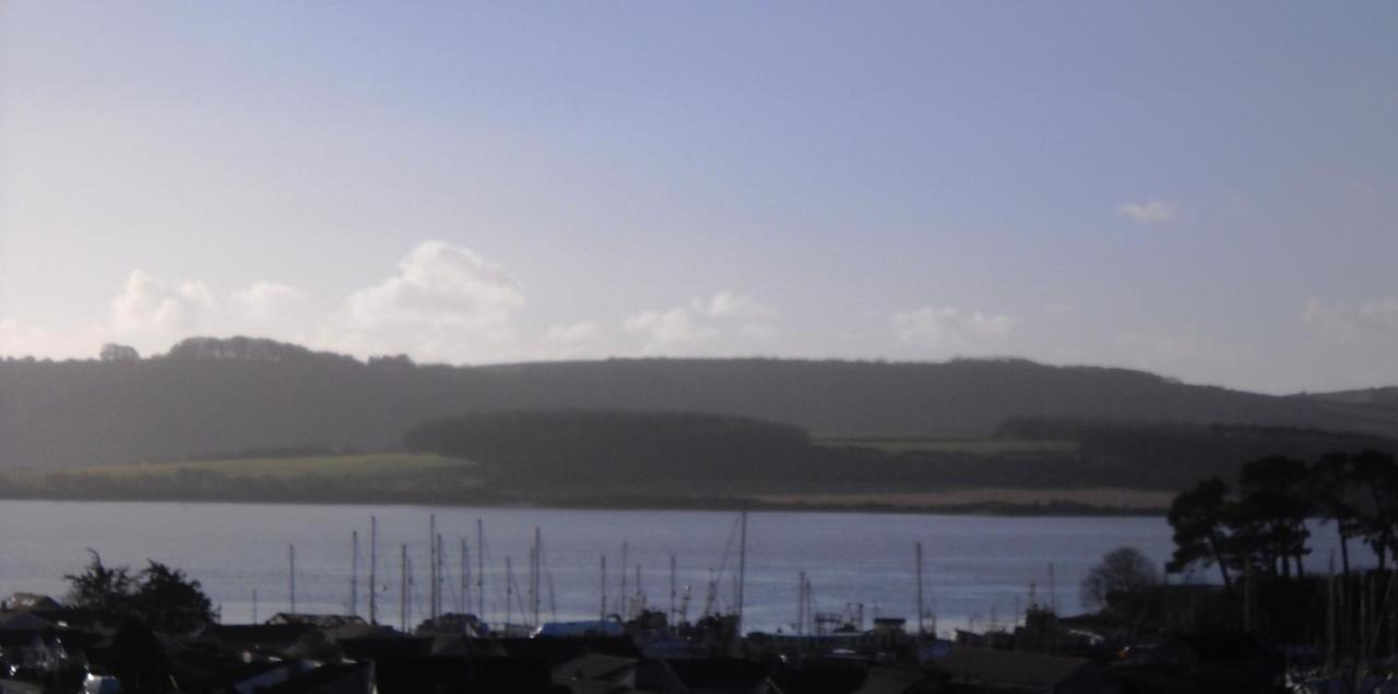 Carbeile Inn Torpoint Esterno foto